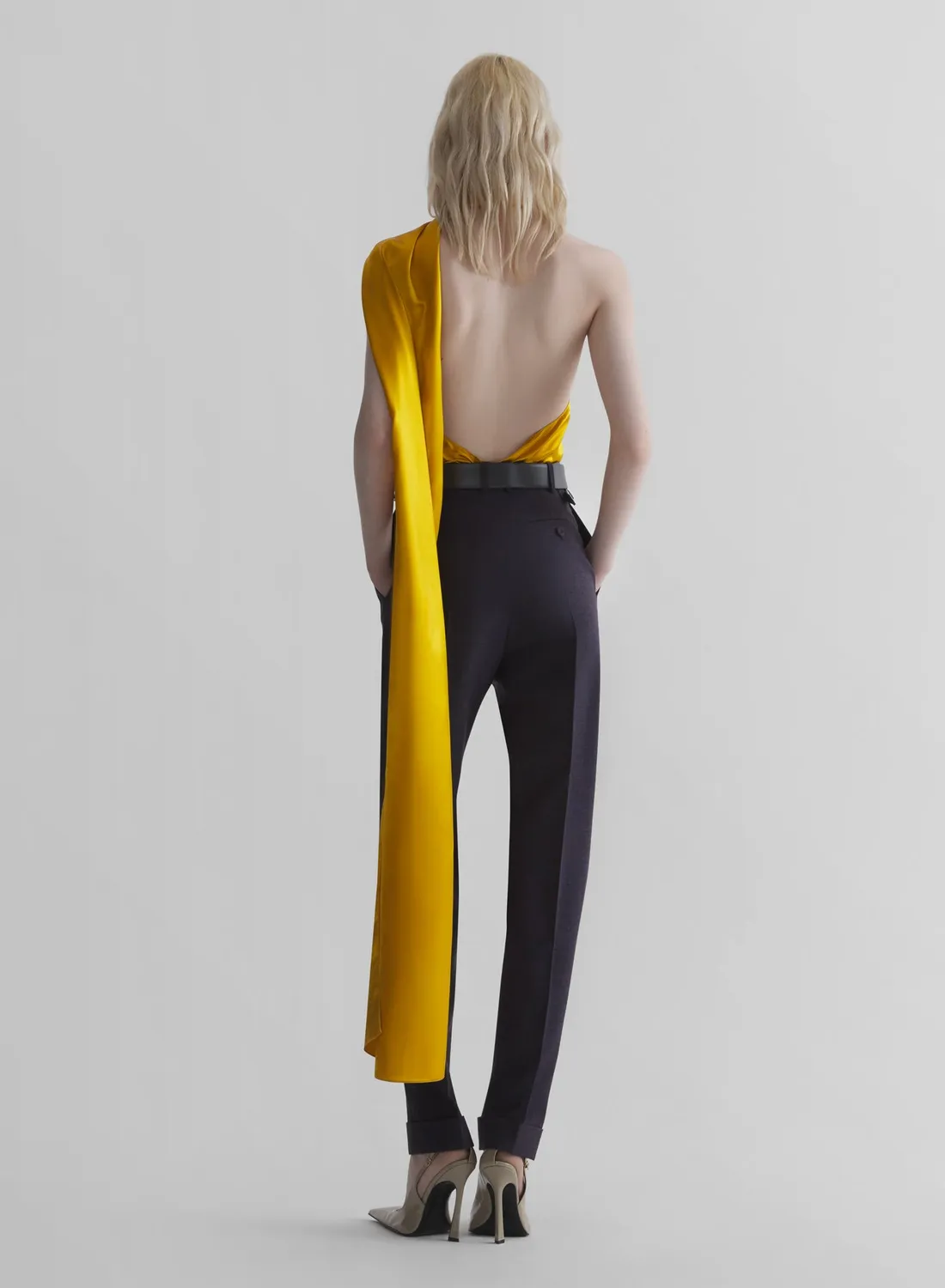 Mugler Backless Scarf Top senf rückenfrei Satin
