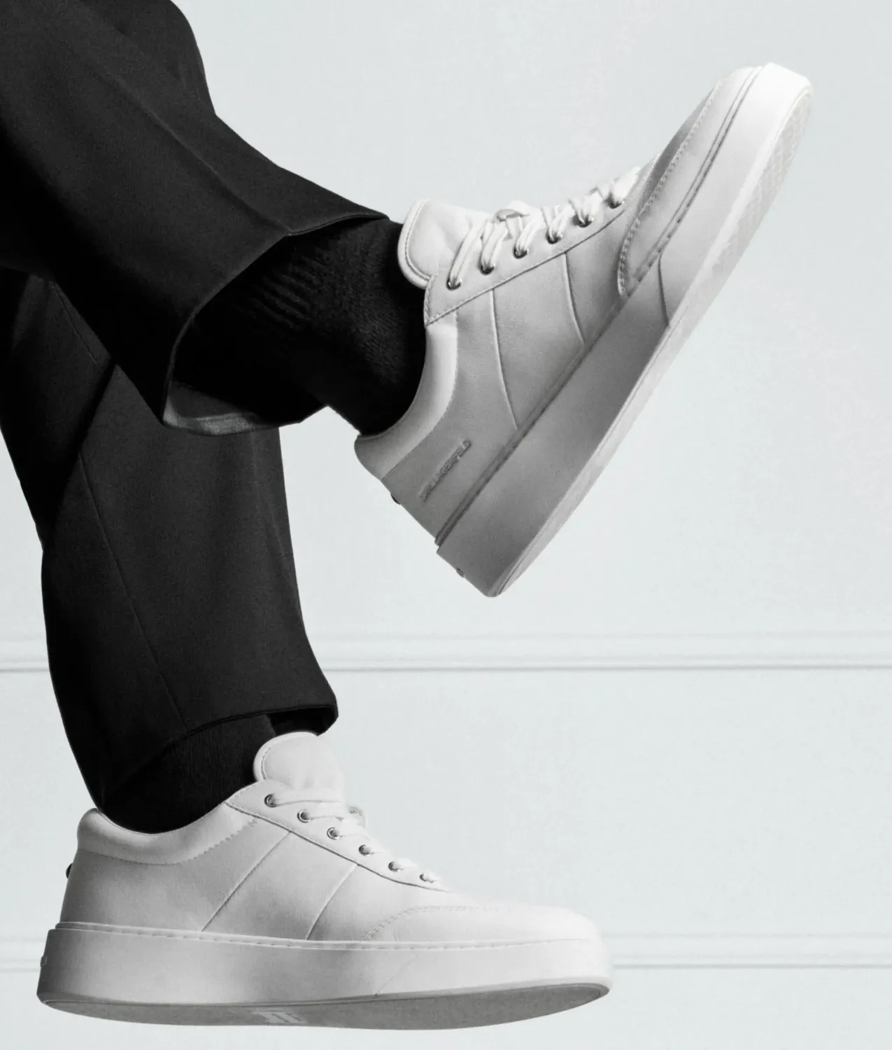 Karl Lagerfeld Flint II Sneaker Leder Gr. 10 schwarz