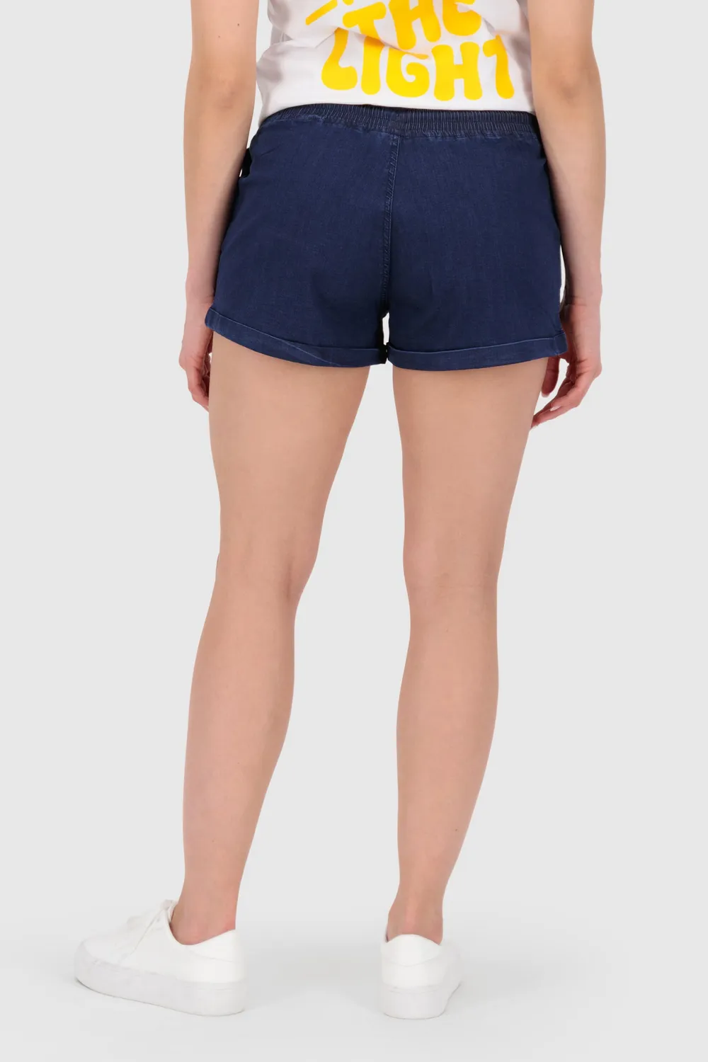 Alife & Kickin AnuAK A DNM Shorts Dunkelblau Denim