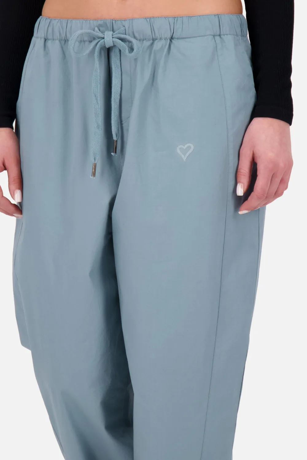 Alife & Kickin LatissiaAK A Pants Grau weite Hose