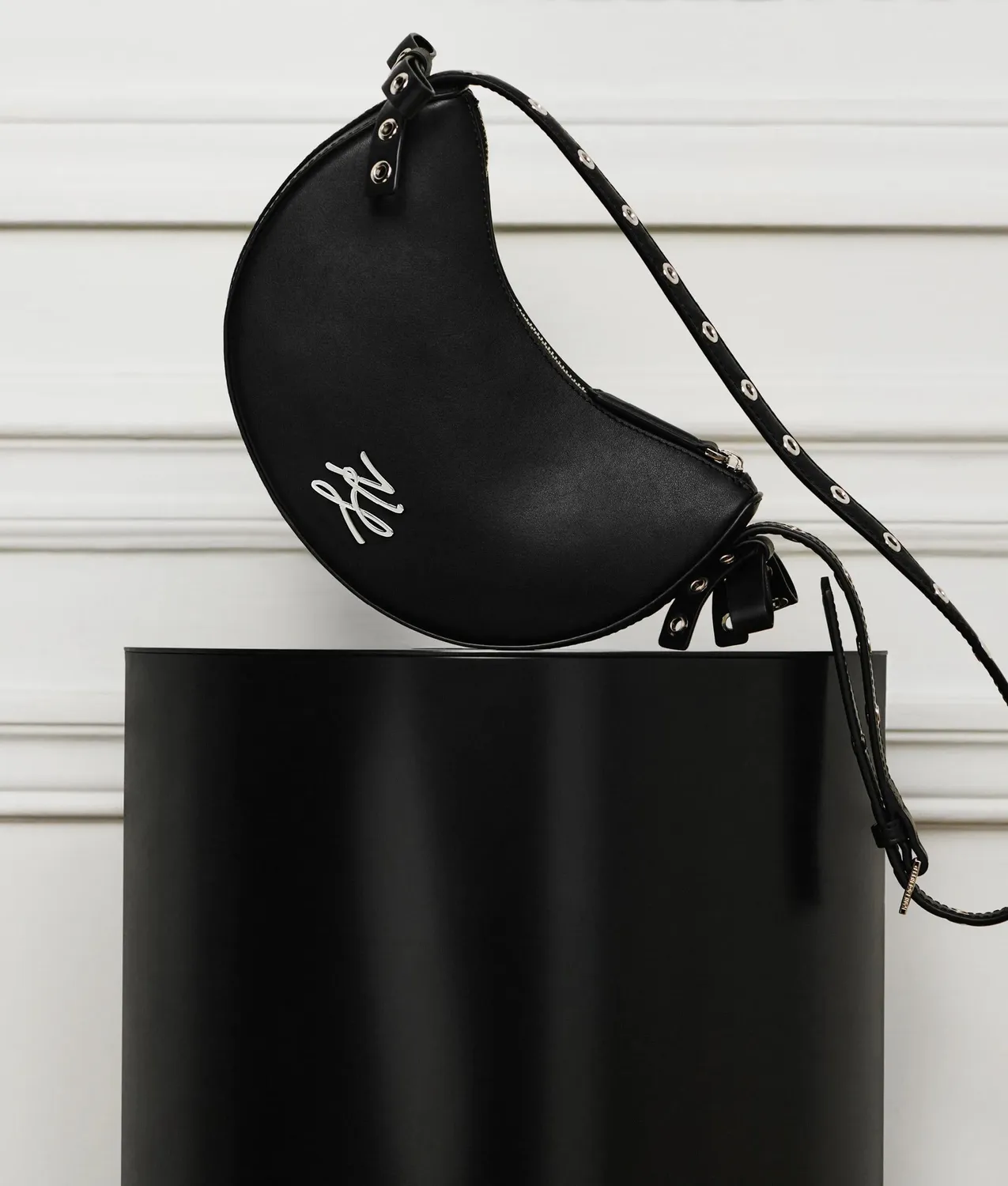 Karl Lagerfeld K/Autograph Moon Bow Umhängetasche Leder schwarz