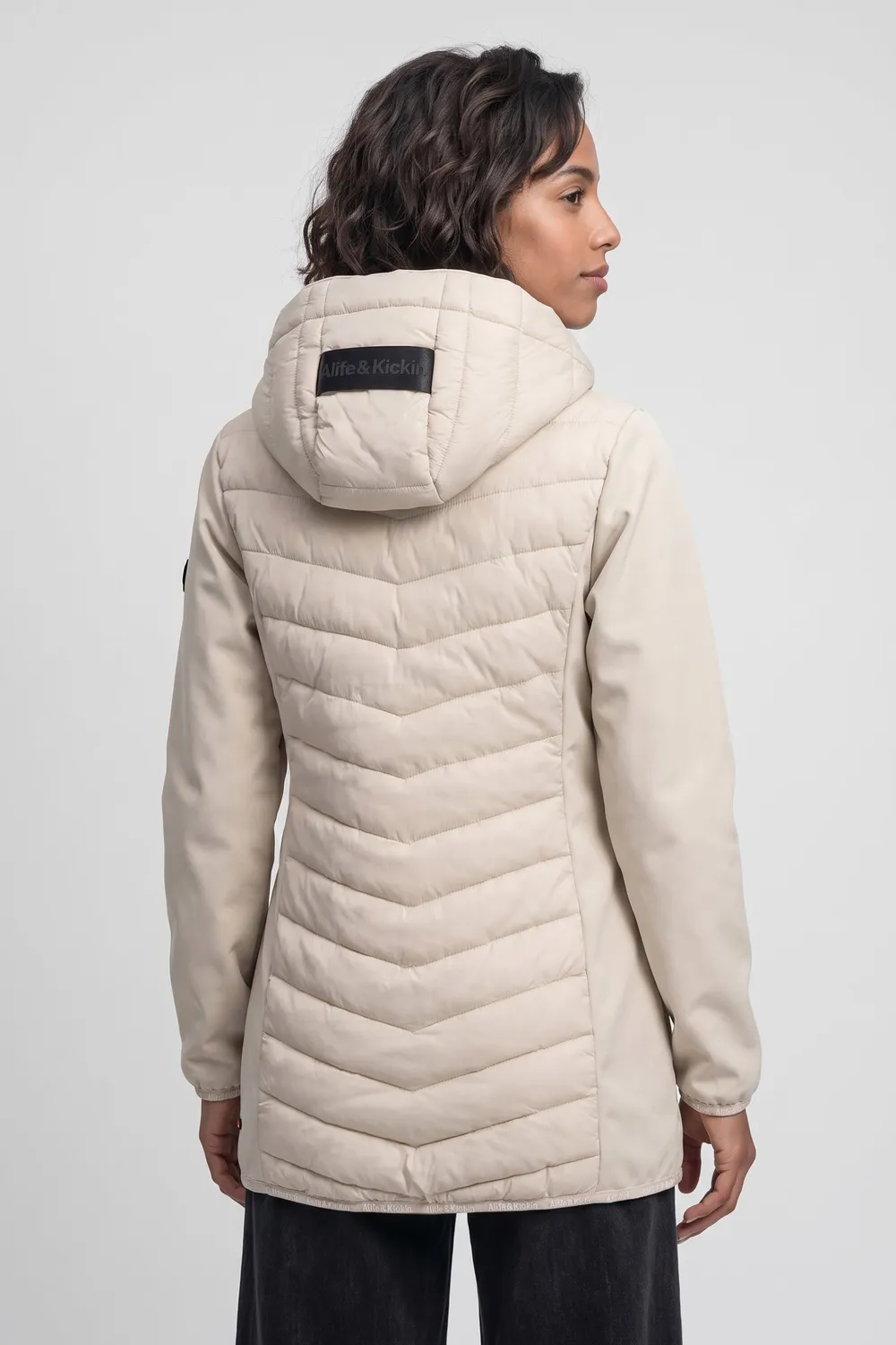 Alife & Kickin YlvaAK A Hybrid Jacke beige lang Damen