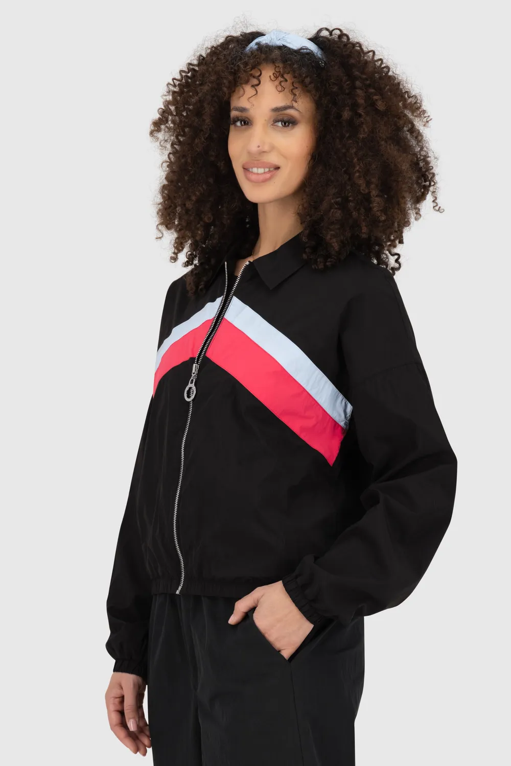 Alife & Kickin RyaAK A Jacke Schwarz Polyamid leicht
