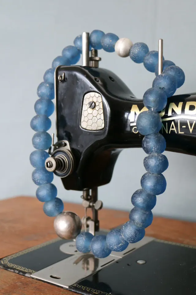 isarti Mare Blu Kette Einzelstück Glasperlen 52cm blau