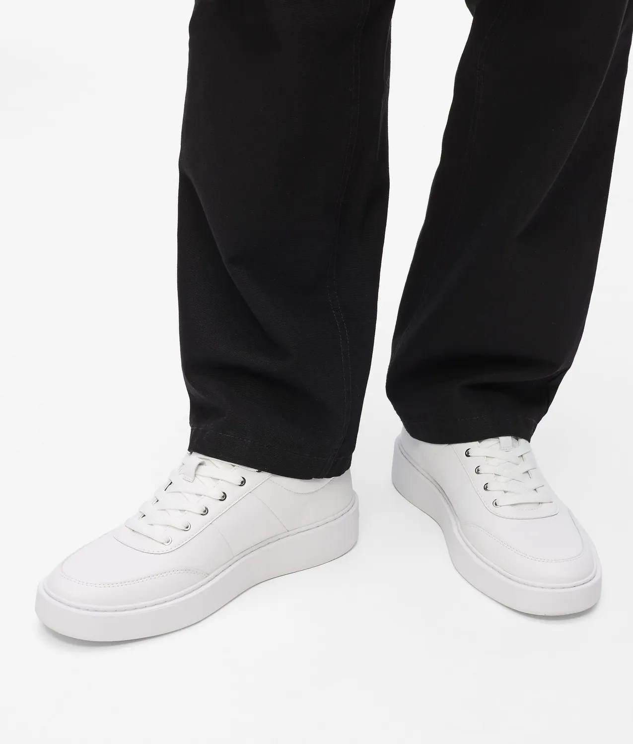 Karl Lagerfeld Flint II Sneaker Leder Gr. 10 schwarz