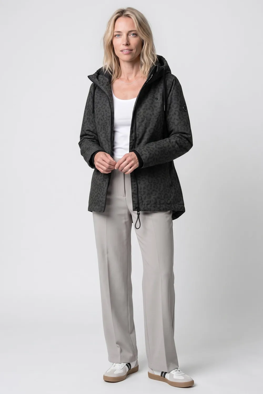 Alife & Kickin LilouAK B Damen Jacke Schwarz lang
