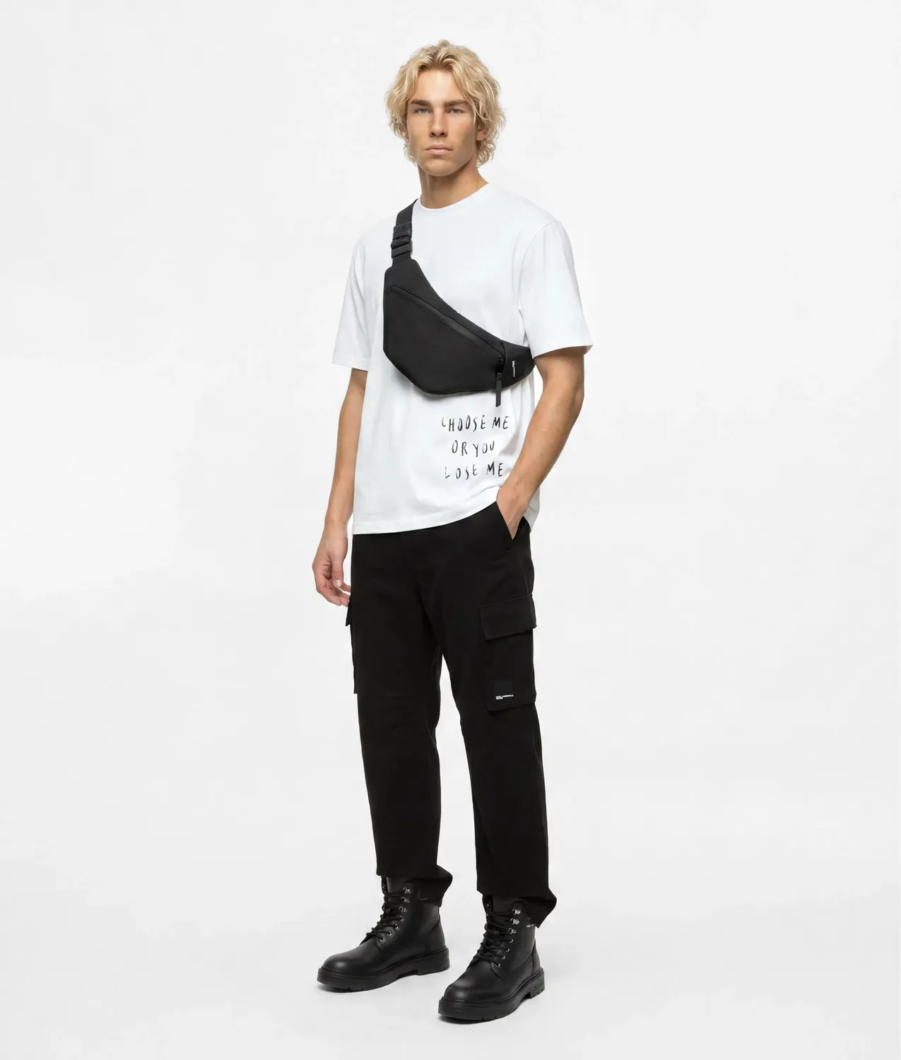 Karl Lagerfeld KL Jeans Coated Technical Sling-Bag wasserabweisend