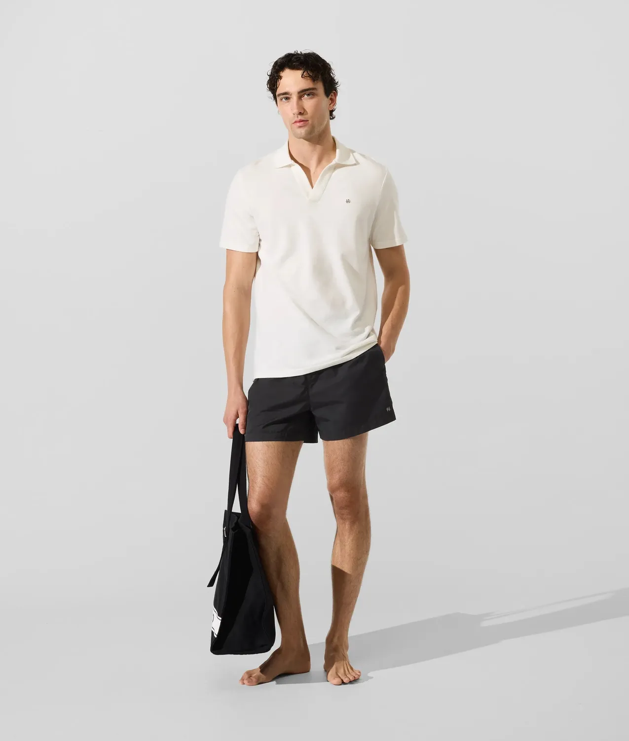 Karl Lagerfeld Monogram Pin Boardshorts Badeshorts mittel