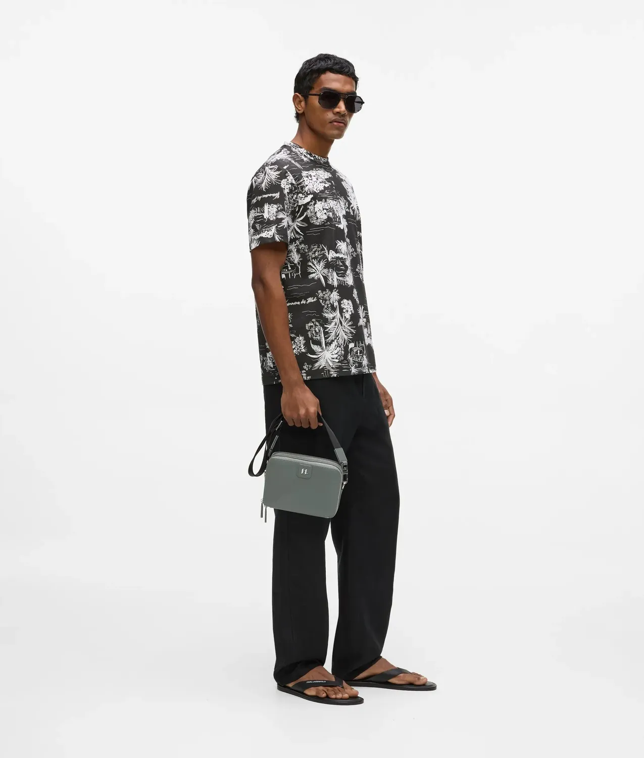 Karl Lagerfeld K/Monogram Camera Bag Umhängetasche kompakt