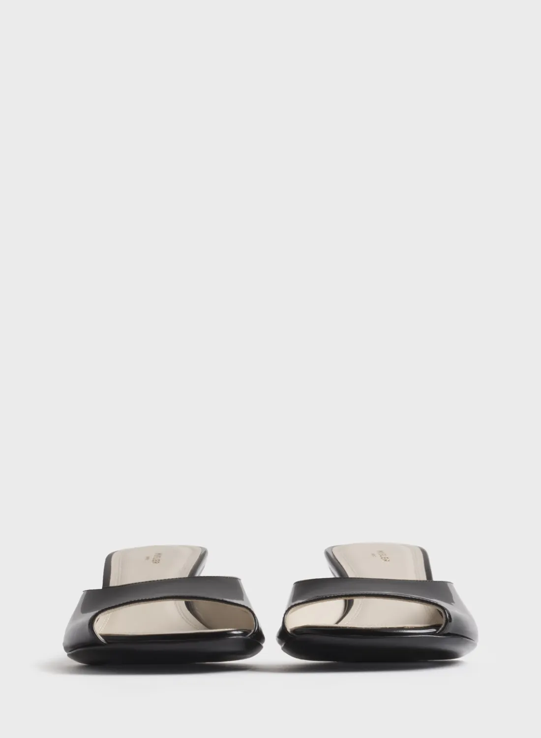 Mugler Mules 45 Peep-Toe Pantoletten Schwarz Lack