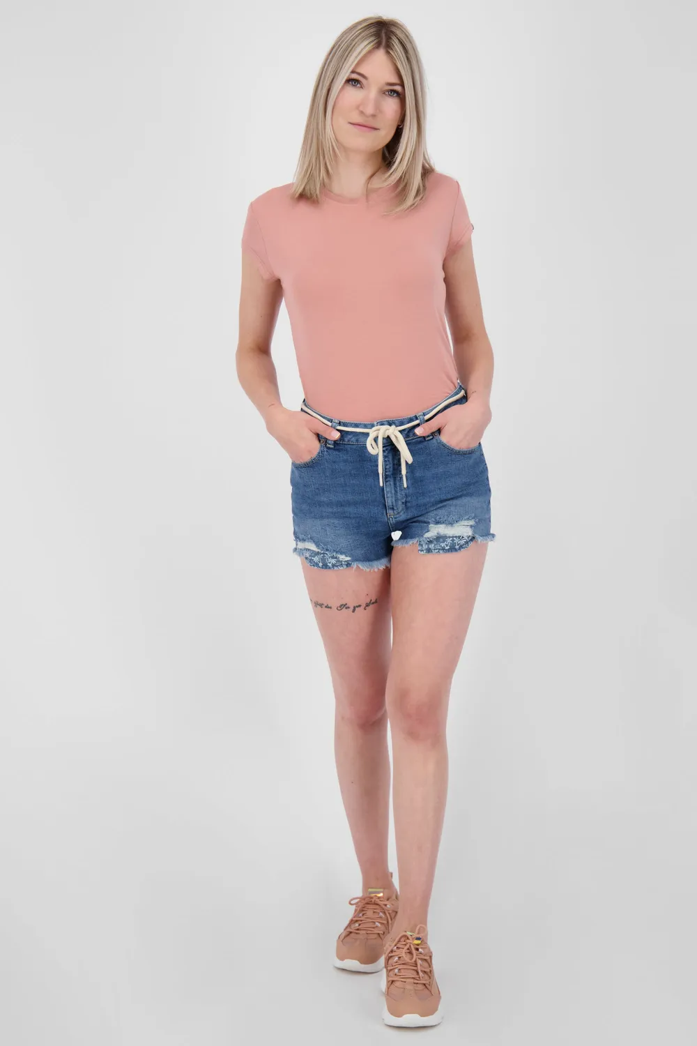 Alife & Kickin LatoyaAK DNM A Shorts Dunkelblau Jeans