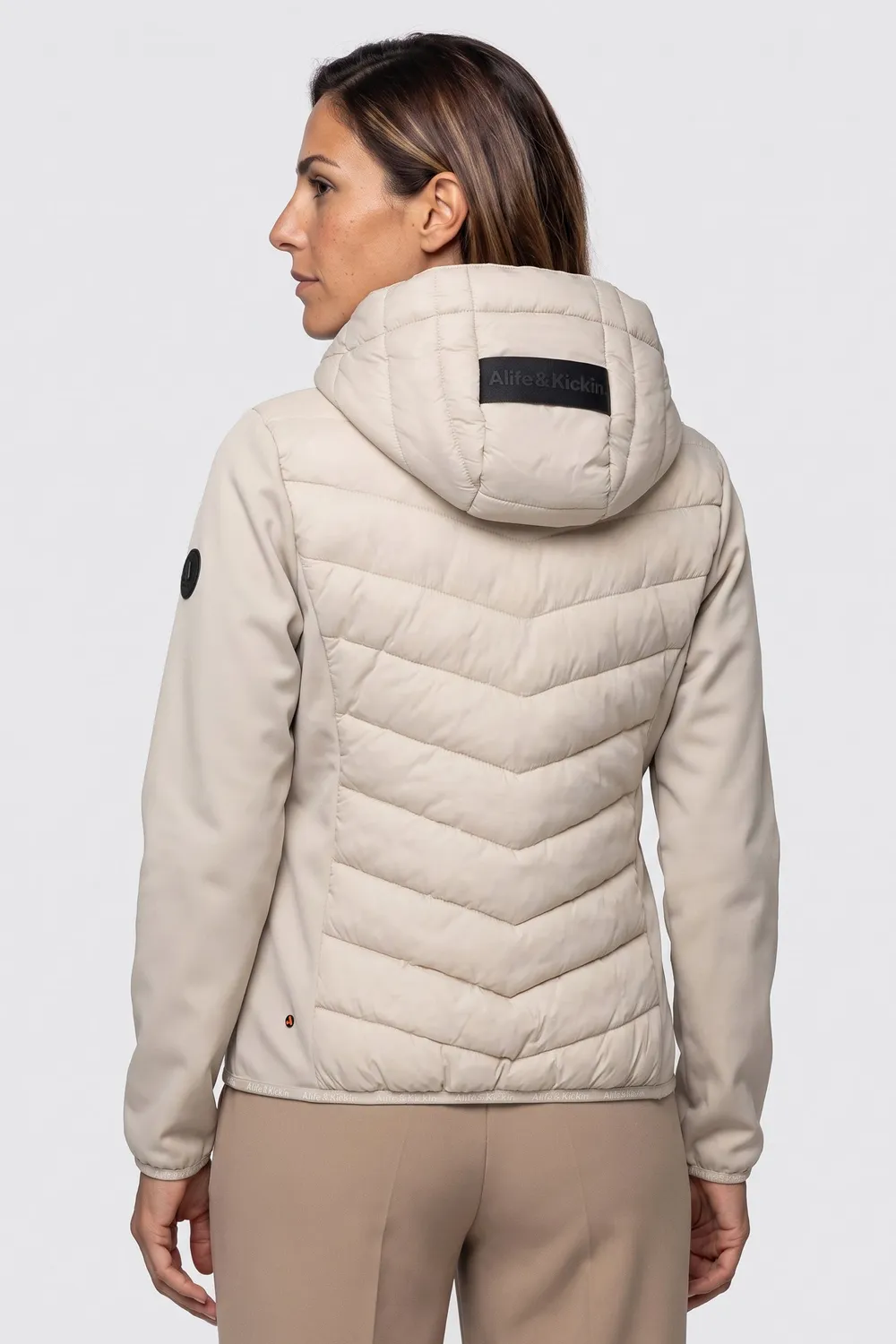 Alife & Kickin ZeliaAK A Hybridjacke Beige Damen kurz