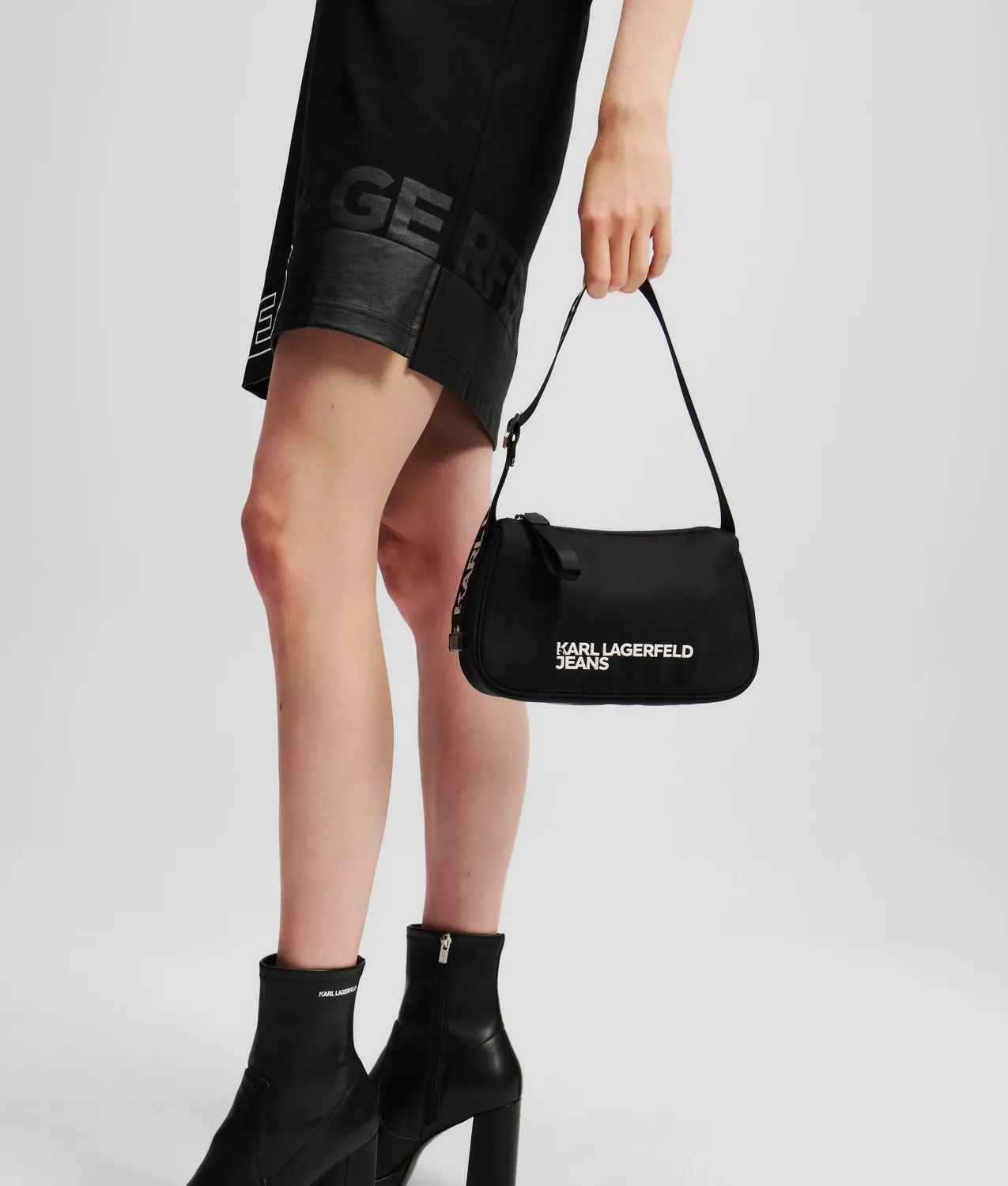 Karl Lagerfeld Logo Nylon Shoulder Bag Damen schwarz