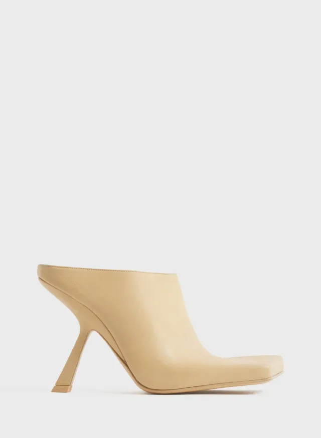 Mugler Square Mules 105 beige Leder