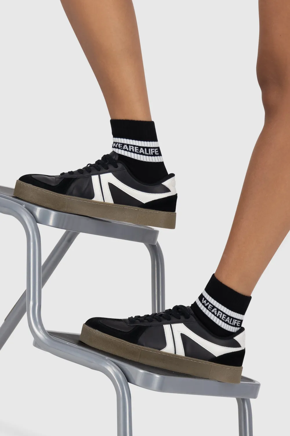 Alife & Kickin RikaAK Ankle Crew Socks Socken Schwarz 6er
