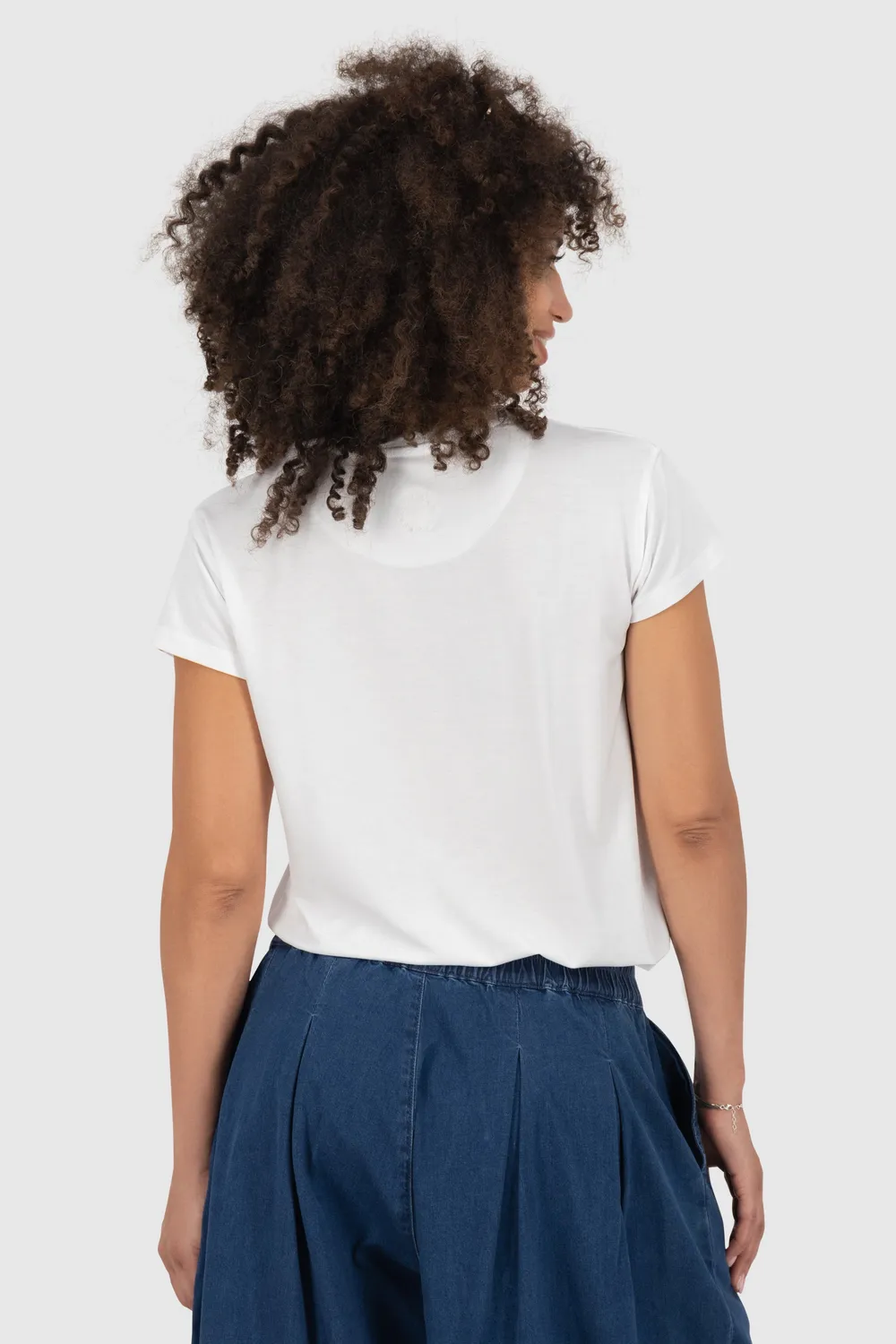 Alife & Kickin AriAK Shirt Weiß Viskose tailliert