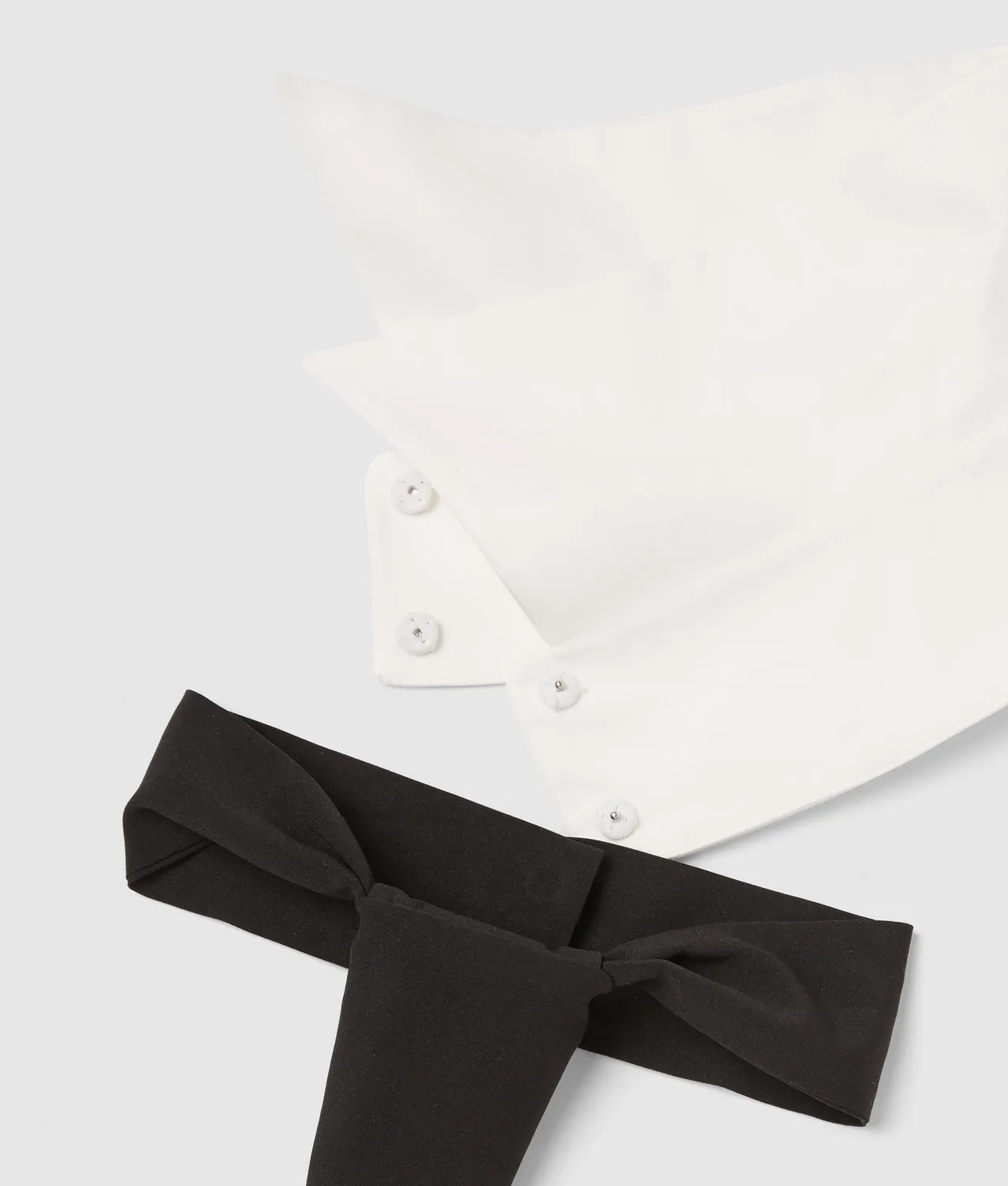 Karl Lagerfeld Ultimate Icon Kragen mit Krawatte S/M Deko