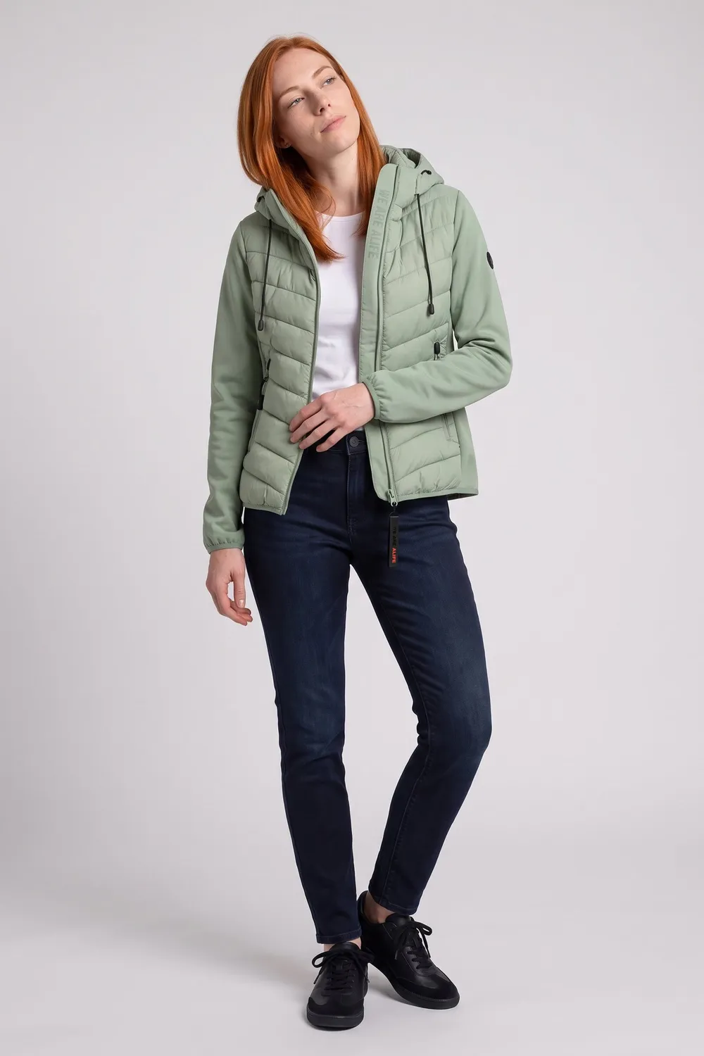 Alife & Kickin ZeliaAK A Hybrid Jacke Hellgrün kurz