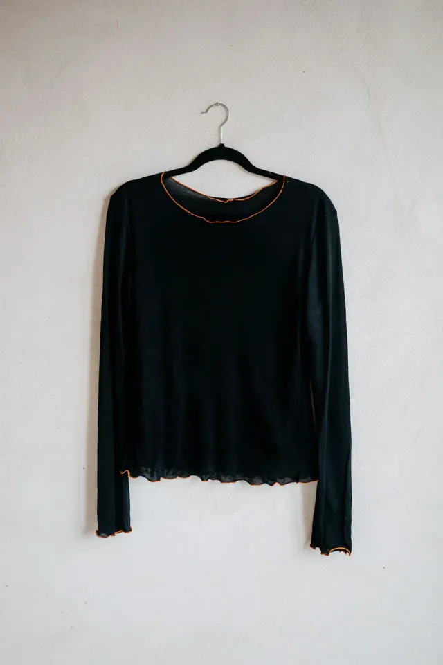 isarti Girato Shirt Nero Langarm Tencel