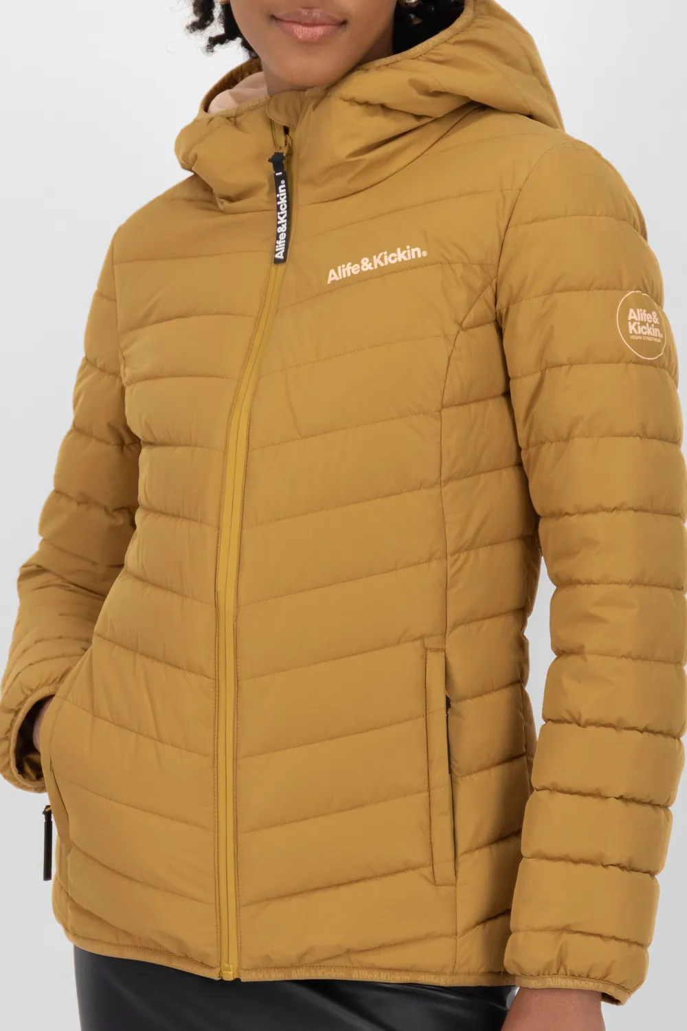 Alife & Kickin RabeaAK A Damen Steppjacke Camel wattiert
